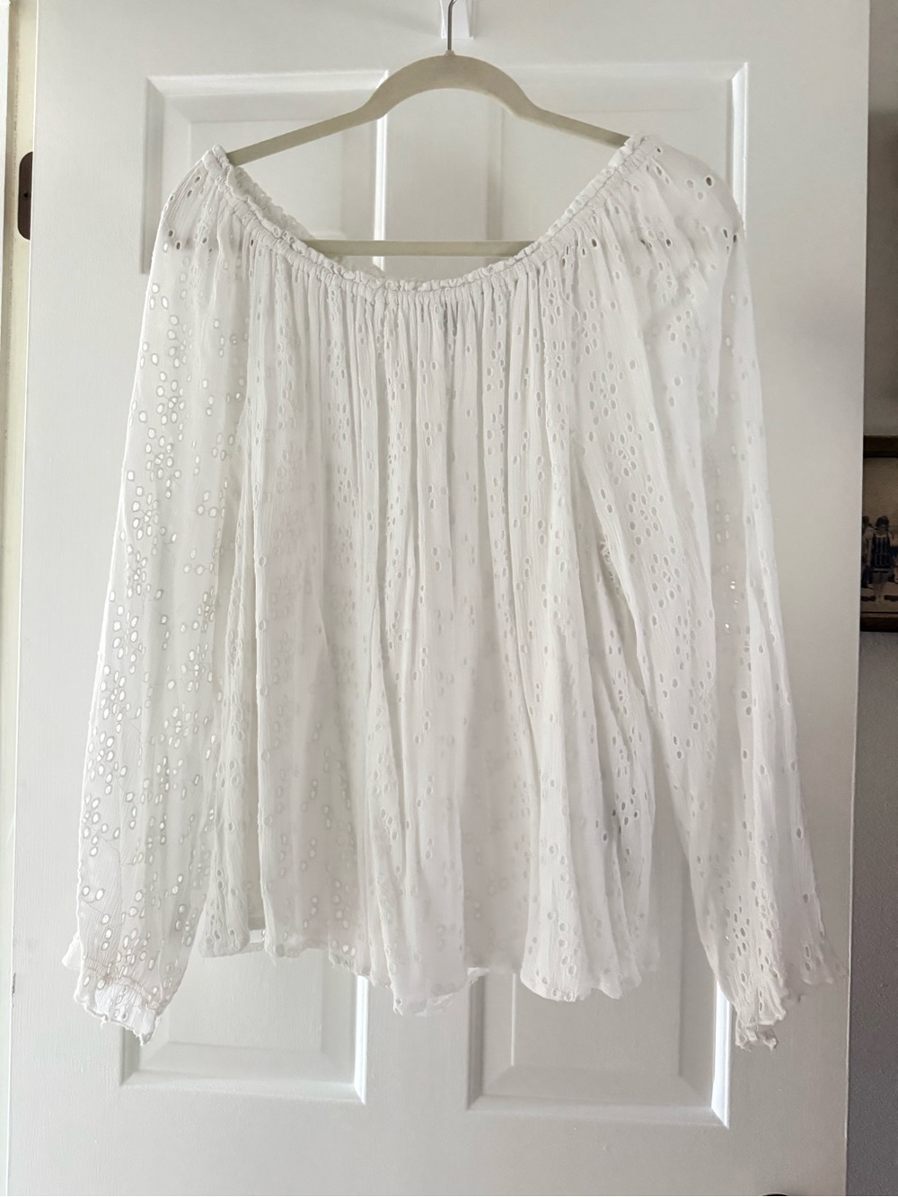 Sanctuary White Eyelet Off-Shoulder Peasant Top